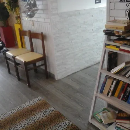 Lavinia Hotel