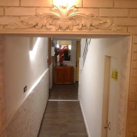 Lavinia Szálloda 2*