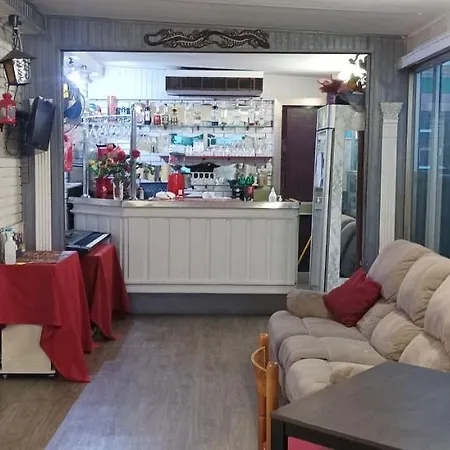 拉维尼娅别墅酒店 酒店 里米尼