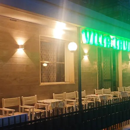 拉维尼娅别墅酒店 酒店