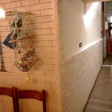 Lavinia Hotel