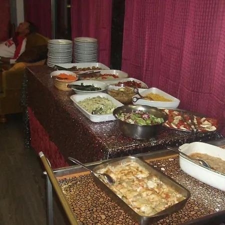 Lavinia Hotel