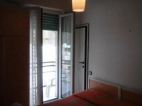 Lavinia Hotel